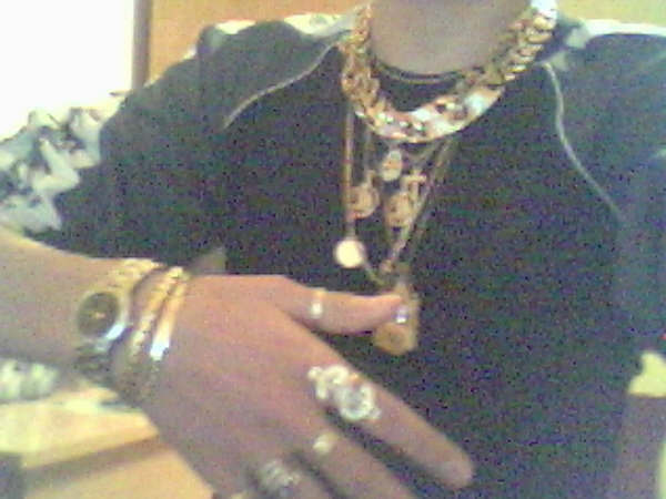 Archivo:Cani oros.jpg