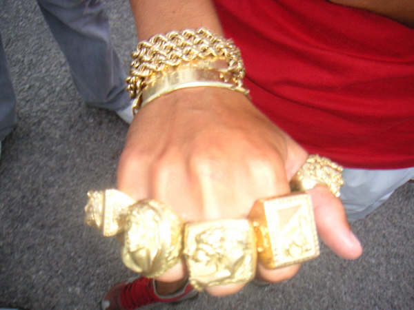 Archivo:Cani sellos.jpg