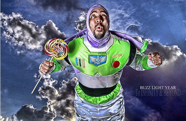 Archivo:Al infinito y mas alla.jpg