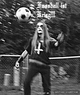 Archivo:Fussball ist krieg.jpg