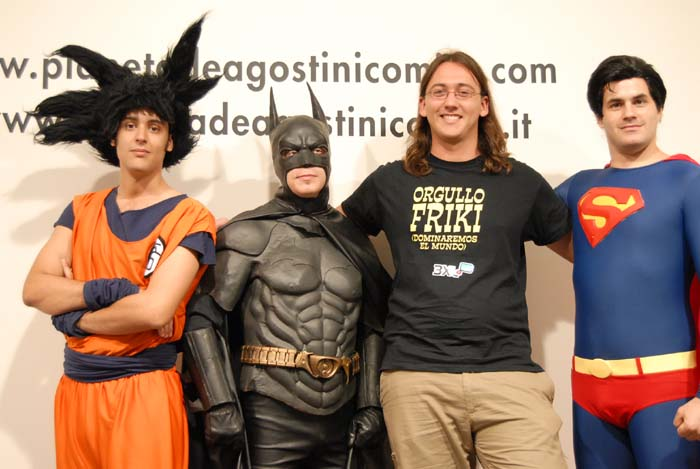 Archivo:Frikis anormales.png