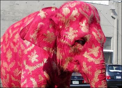 Archivo:Elefante rosado.jpg