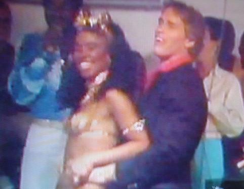 Archivo:Arnold Dance.jpg