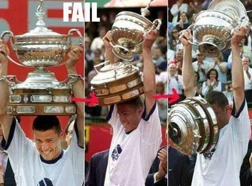 Archivo:Fail-owned-trophy-fail.jpg