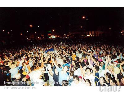 Archivo:Concierto heredeiros.jpg