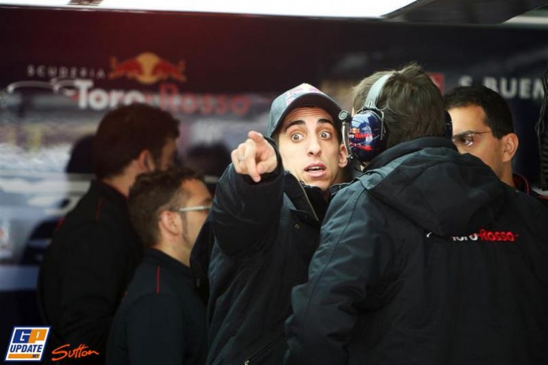 Archivo:Buemi Asustao.jpg