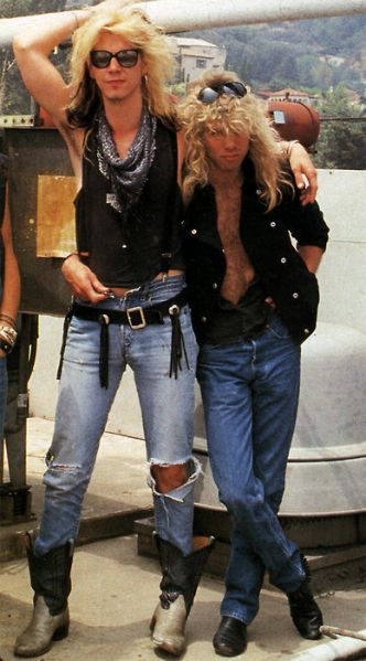Archivo:Steven-adler-guns-n-roses-15206246-388-700.jpg