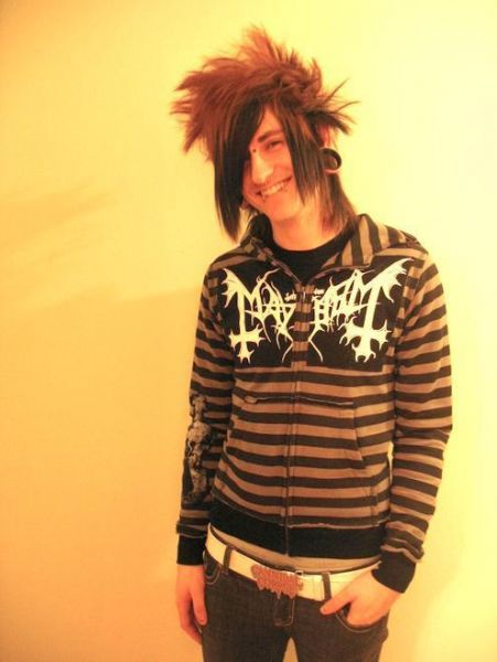 Archivo:Emo mayem.jpg