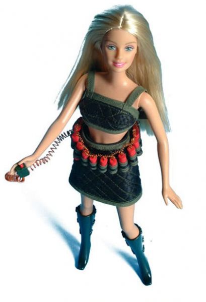 Archivo:Barbie Kamicase.jpg