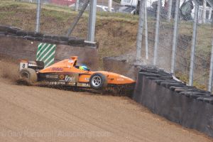 Jefe112 intentando emular sin éxito a su ídolo, De Cesaris