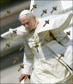 Uno de los poderes psicoquinéticos de Ratzinger Z.